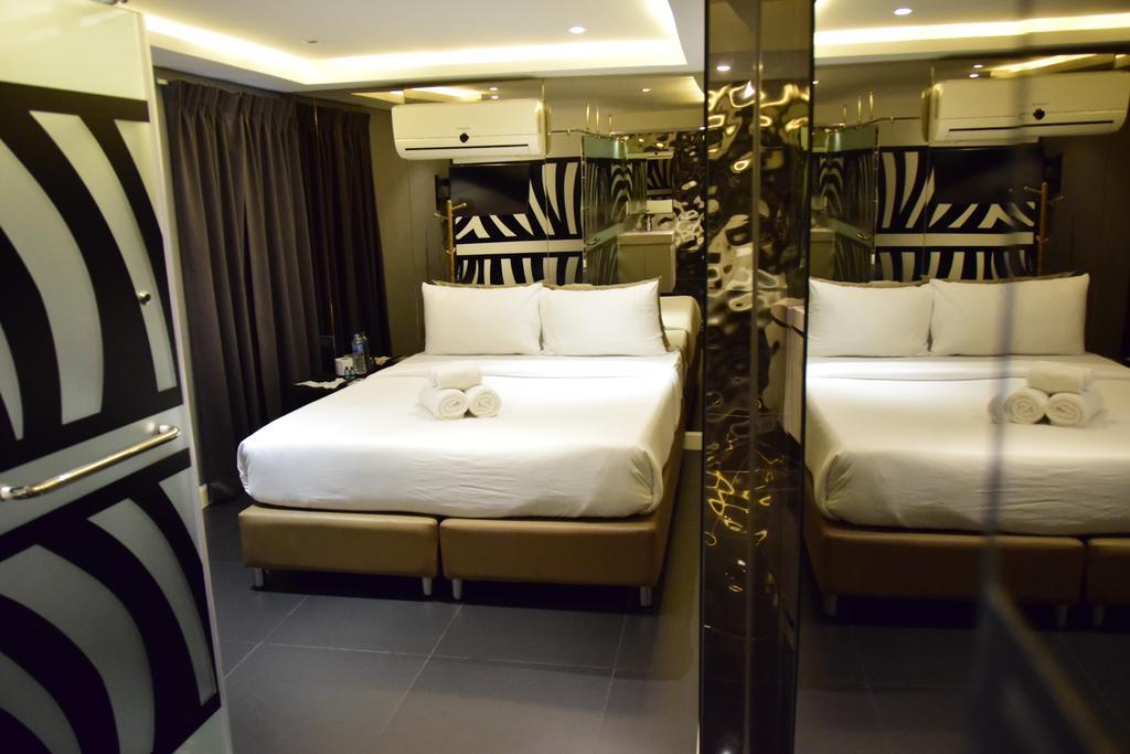 Hostel Double Five Bangkok Exterior foto