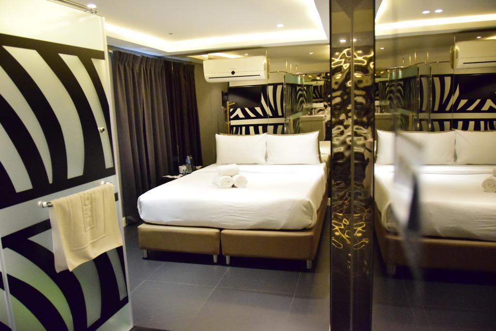 Hostel Double Five Bangkok Exterior foto